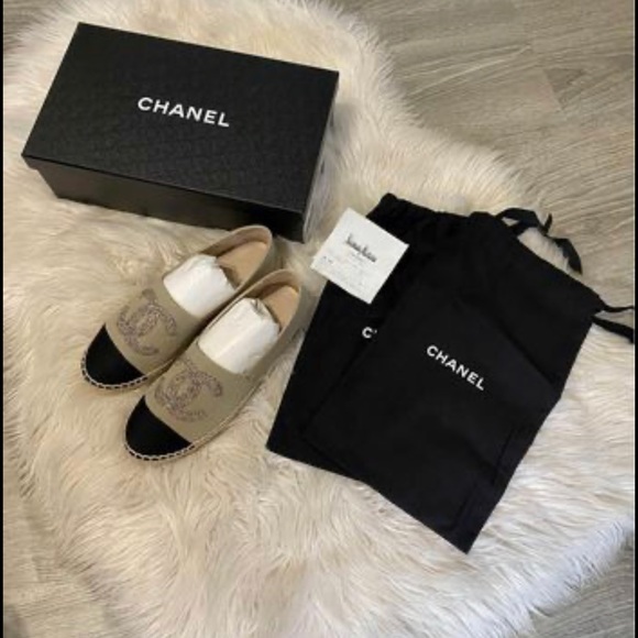 Chanel Espadrille - Picture 2 of 3